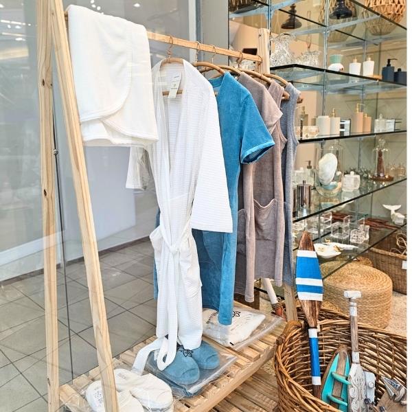 Bath & Co.
